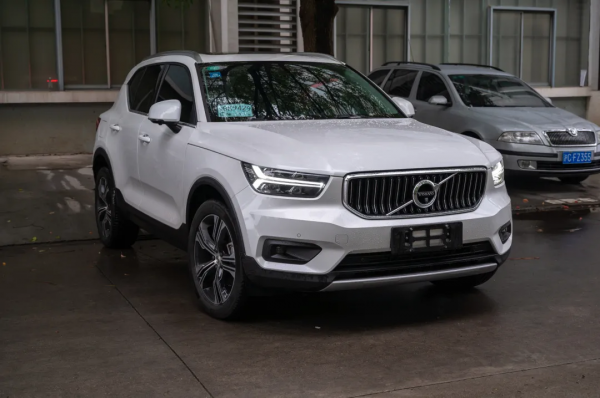 900公里準新車,還是跨省淘的——沃爾沃XC40 900公里準新車,還是跨省淘的——沃爾沃XC40