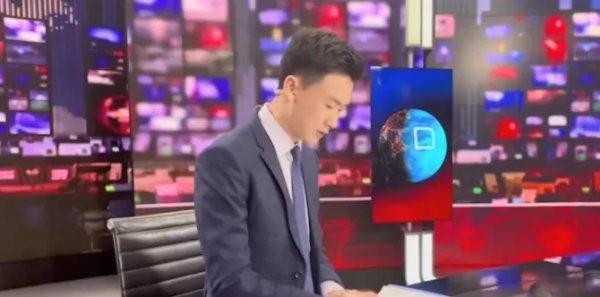 央視新聞主播早晚班現狀：白天不懂夜的黑……