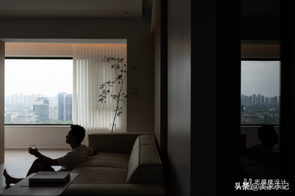 成都夫妻160㎡的家,堅持全屋打滿櫃子,效果不是一般的實用大氣 成都夫妻160㎡的家,堅持全屋打滿櫃子,效果不是一般的實用大氣