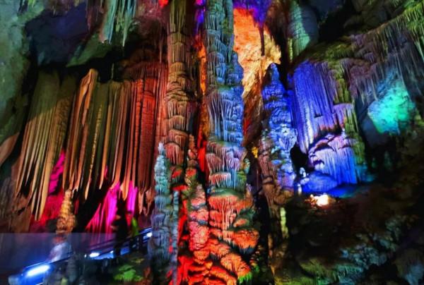 探索未解之謎:我國北方最好的溶洞“銀狐洞”,是如何形成的? 探索未解之謎:我國北方最好的溶洞“銀狐洞”,是如何形成的?