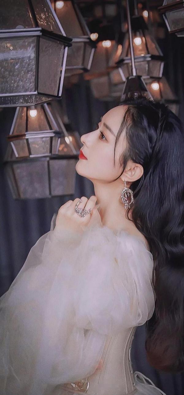 美麗動人 優雅高貴趙麗穎