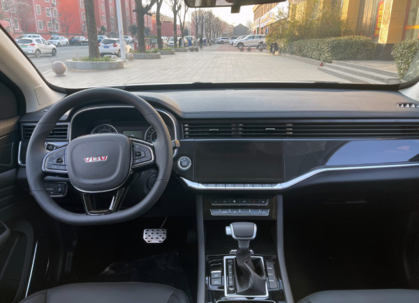 官宣丨重汽新款SUV正式上市，造型帥氣動力充沛，與傳祺GS8掰腕子