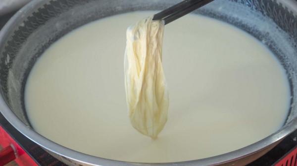 年夜飯，12道菜讓你豔壓群芳，寓意虎年萬事順意，從年頭旺到年尾