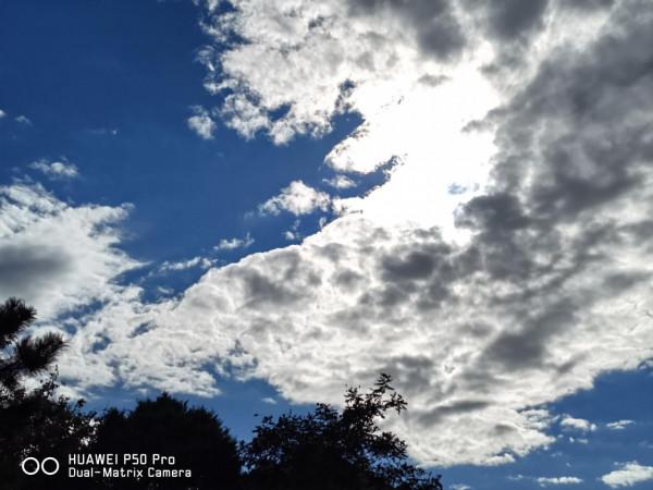 意不意外? 華為P50 Pro首測2: 網友要求再拍10組對比, 逼出它影像極限