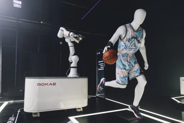 科技為國貨加碼 珞石機器人智慧縫製引領鞋服企業智慧變革 科技為國貨加碼 珞石機器人智慧縫製引領鞋服企業智慧變革