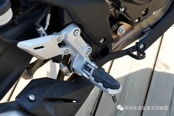 濤哥‘暴力’試駕：隆鑫VOGE無極500DS摩托駕馭感受