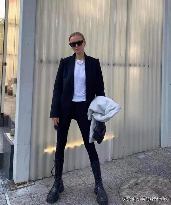 單車褲算什麼?今年流行的“鯊魚褲”才真厲害,顯瘦顯腿長還時髦 單車褲算什麼?今年流行的“鯊魚褲”才真厲害,顯瘦顯腿長還時髦