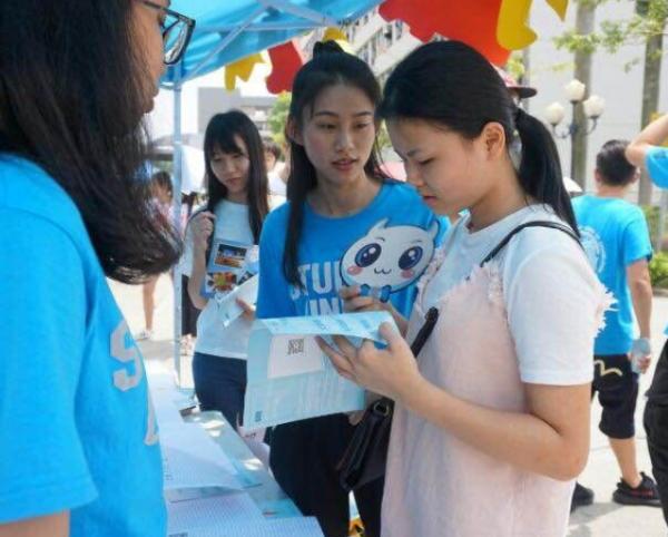 貧困生花3000元買鞋被取消助學金，發文求公道，網友們怒了