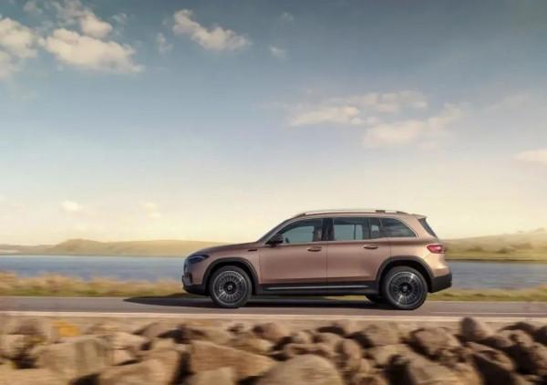 賓士EQA/EQB「震撼」預售，使用者表示「哦」