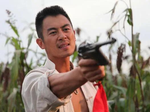 第一眼很普通，越看越帥氣的6個男明星，朱亞文、黃軒靠氣質取勝