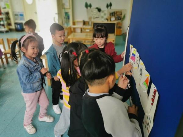 周幼:美味的冰糖葫蘆 周幼:美味的冰糖葫蘆