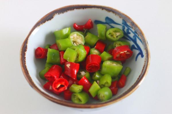 做肉末炒粉條，記住兩個關鍵點，不管放多久，粉條都不粘不坨