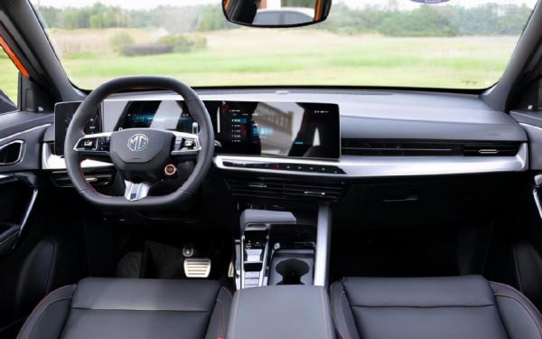 今年最後一波新車，顏值高、價格低，都是重頭戲