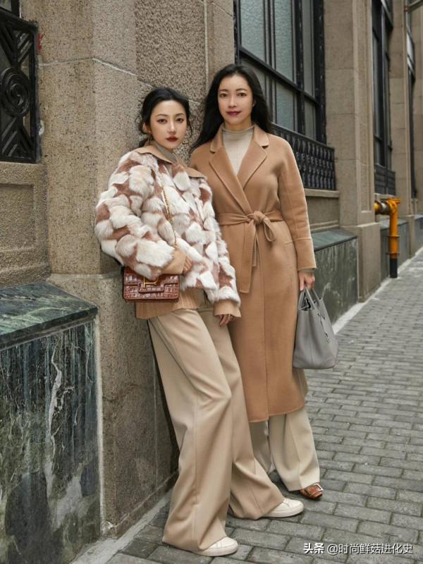 今秋的外套流行“過腰不過腿”,舒適顯個高,五六十歲女人穿特美 今秋的外套流行“過腰不過腿”,舒適顯個高,五六十歲女人穿特美