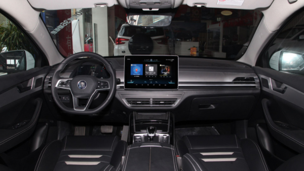 沒DM-i省油，但加速更猛，秦Pro DM用車調查