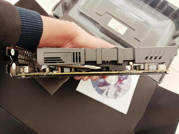 還在為搶不到顯示卡而懊惱？