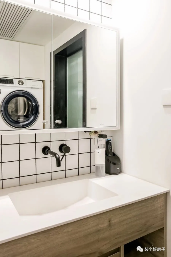 90後朝陽夫妻拒絕斷舍離，把60㎡的家裝成ZAKKA風，治癒又實用