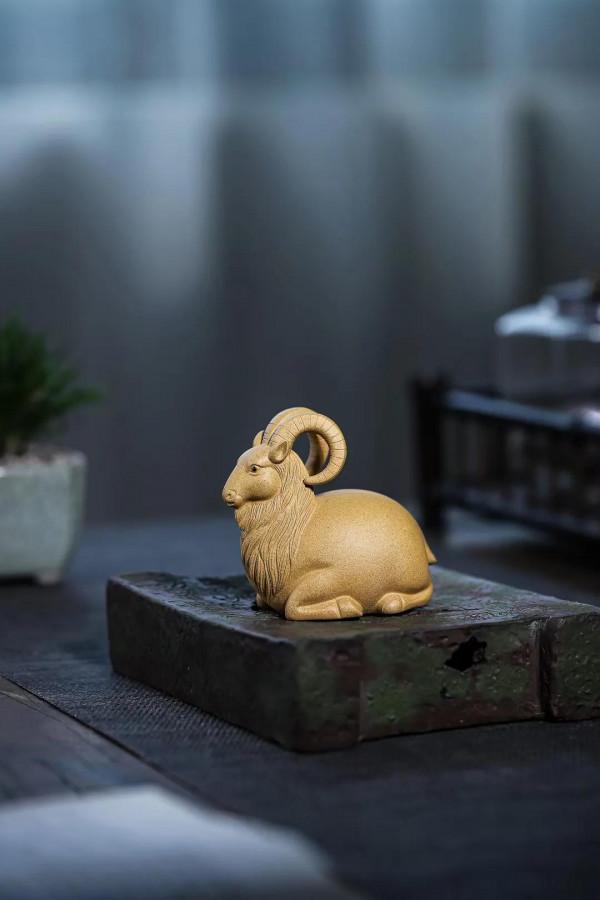 精品羊，可愛嗎？