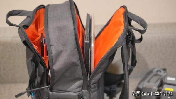 USB-C一線通 反向充電 4K高色準 OLED便攜屏：幻想的功能它都有了