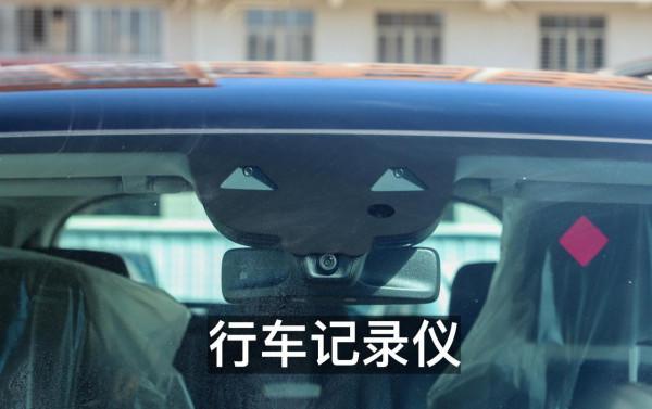 賓士GLS配置解讀，全尺寸豪華大七座SUV，實力表現如何