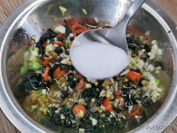 廣東經典名菜豉汁蒸排骨的家常做法,簡單易學,不輸飯店的味道 廣東經典名菜豉汁蒸排骨的家常做法,簡單易學,不輸飯店的味道