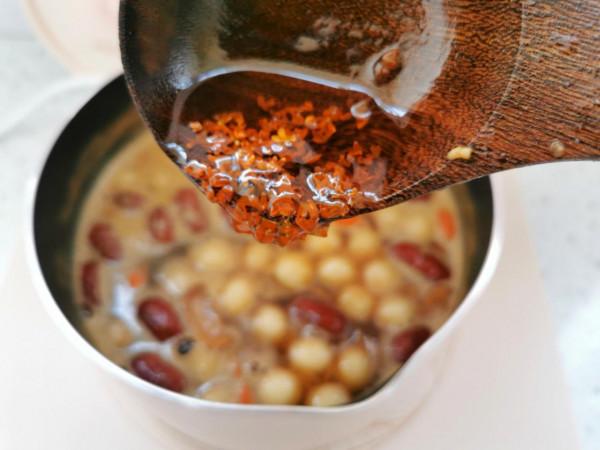 天冷了，手腳冰涼多喝這碗甜湯，軟糯香甜補氣血，做法簡單