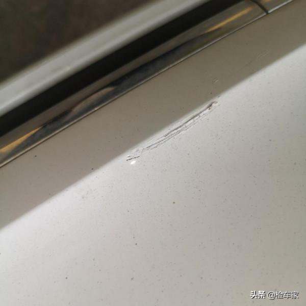 6萬多買輛才開四年的大眾寶來,扒開膠條讓人痛惜,賣家套路深 6萬多買輛才開四年的大眾寶來,扒開膠條讓人痛惜,賣家套路深