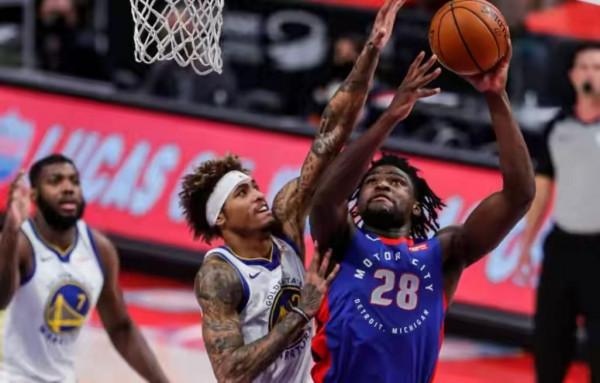 逆襲！15分21板神塔力壓勇士榜眼，臂展2米25，或成下個本華萊士