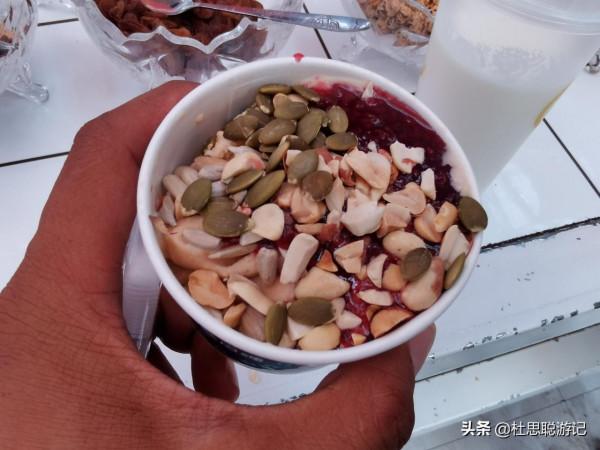 漢EV自駕新疆，打卡網紅景區伊寧六星街，排隊兩小時吃上冷飲