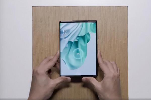 隔空充電你聽過嗎？明年手機將有重大升級