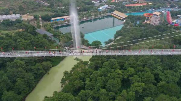 國慶當天高明盈香超1.5萬人次，今天將超2萬