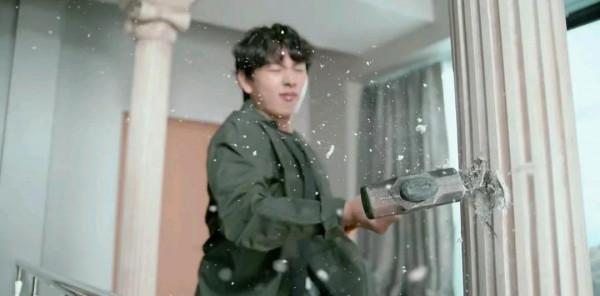 以8.6分高開的劇情爽劇《追擊者》,跟著任時完揭秘偷稅漏稅 以8.6分高開的劇情爽劇《追擊者》,跟著任時完揭秘偷稅漏稅