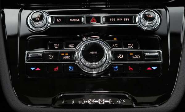 全系標配2&period;0T，入門即豪華，林肯冒險家選哪款合適？