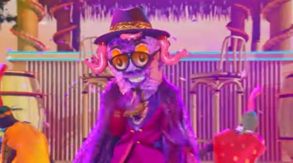 多才多藝！霍華德參加美國蒙面歌手大賽 章魚造型醒目