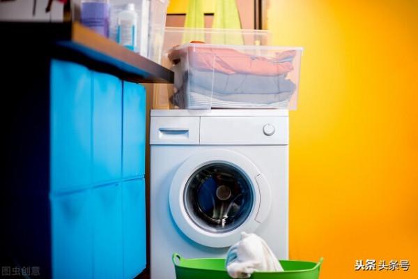 4個月大嬰兒竟然被人放進烘乾機中！還開啟烘乾功能