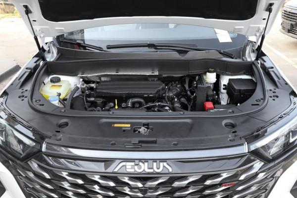 東風風神AX7，價格實在，5座佈局，配1.5T發動機，適合年輕人