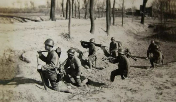 “雙面”悍將武庭麟：為人冷酷，以殺立威，21天殺死打傷2萬日軍