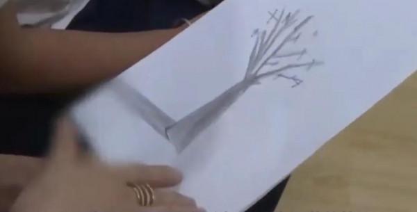 兒子跳樓輕生，究竟是母親太強勢，還是父親對兒子的關愛太少？