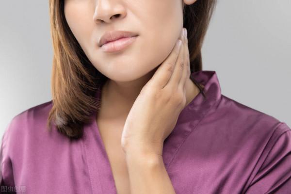 25歲女白領脖子上長出小包塊，一查竟是淋巴結結核