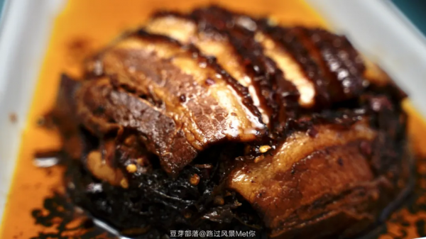 金庸小說裡出現的神仙之境，可以拍一部浪漫大片