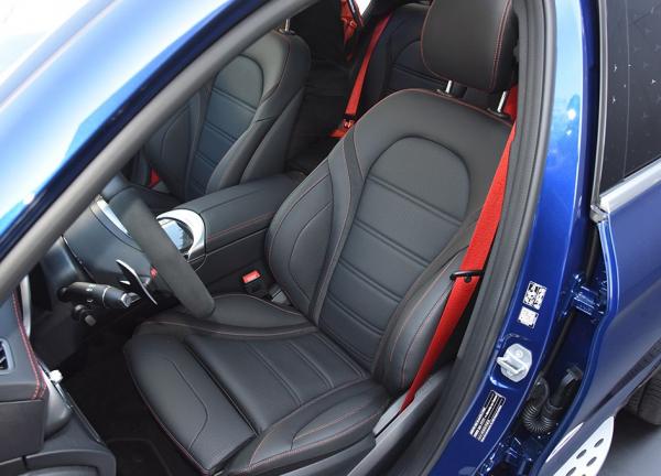 豪華效能SUV對撞:奧迪SQ5對比賓士AMG GLC 豪華效能SUV對撞:奧迪SQ5對比賓士AMG GLC