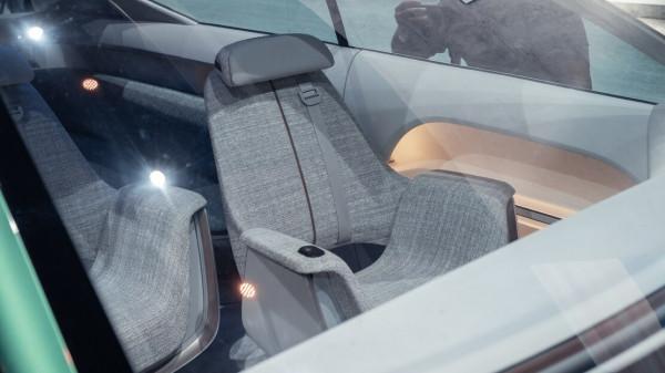 現代版MODEL Y亮相，軸距3米3，亮點在尾部