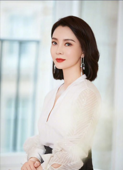 陳數：一生不要自己的孩子，只愛繼子，我心甘情願且甘之如飴