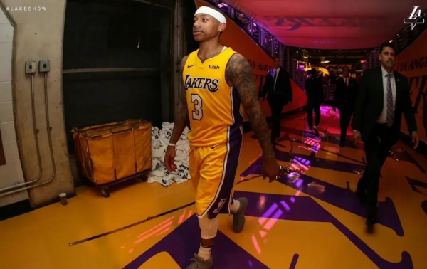 剛剛!小托馬斯簽約湖人!威少卻出事打不了啊 剛剛!小托馬斯簽約湖人!威少卻出事打不了啊