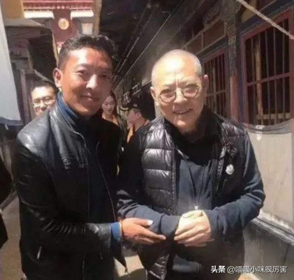 年輕時英俊瀟灑，老了卻醜的各有千秋，這8位男明星，好可惜