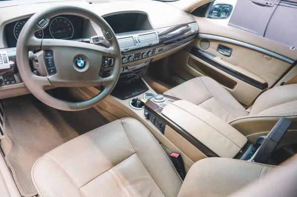 「兼修內外」整備一臺08年的寶馬730LI,重覽那年登陸的絕塵風華 「兼修內外」整備一臺08年的寶馬730LI,重覽那年登陸的絕塵風華