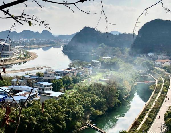 百里灕江第一山-虞山 百里灕江第一山-虞山