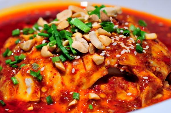 一口就能喜歡的麻辣魚,地不地道不知道,但這樣做卻能撩倒你的胃 一口就能喜歡的麻辣魚,地不地道不知道,但這樣做卻能撩倒你的胃