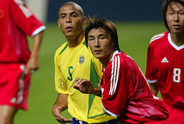 中國足球歷史最佳的十名中後衛,你最喜歡誰?范志毅入選 中國足球歷史最佳的十名中後衛,你最喜歡誰?范志毅入選