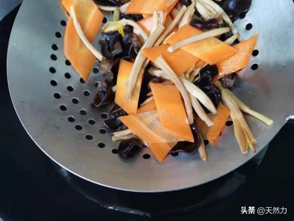 木須肉是傳統的經典名菜，做法簡單，步驟是關鍵，看一遍就能學會